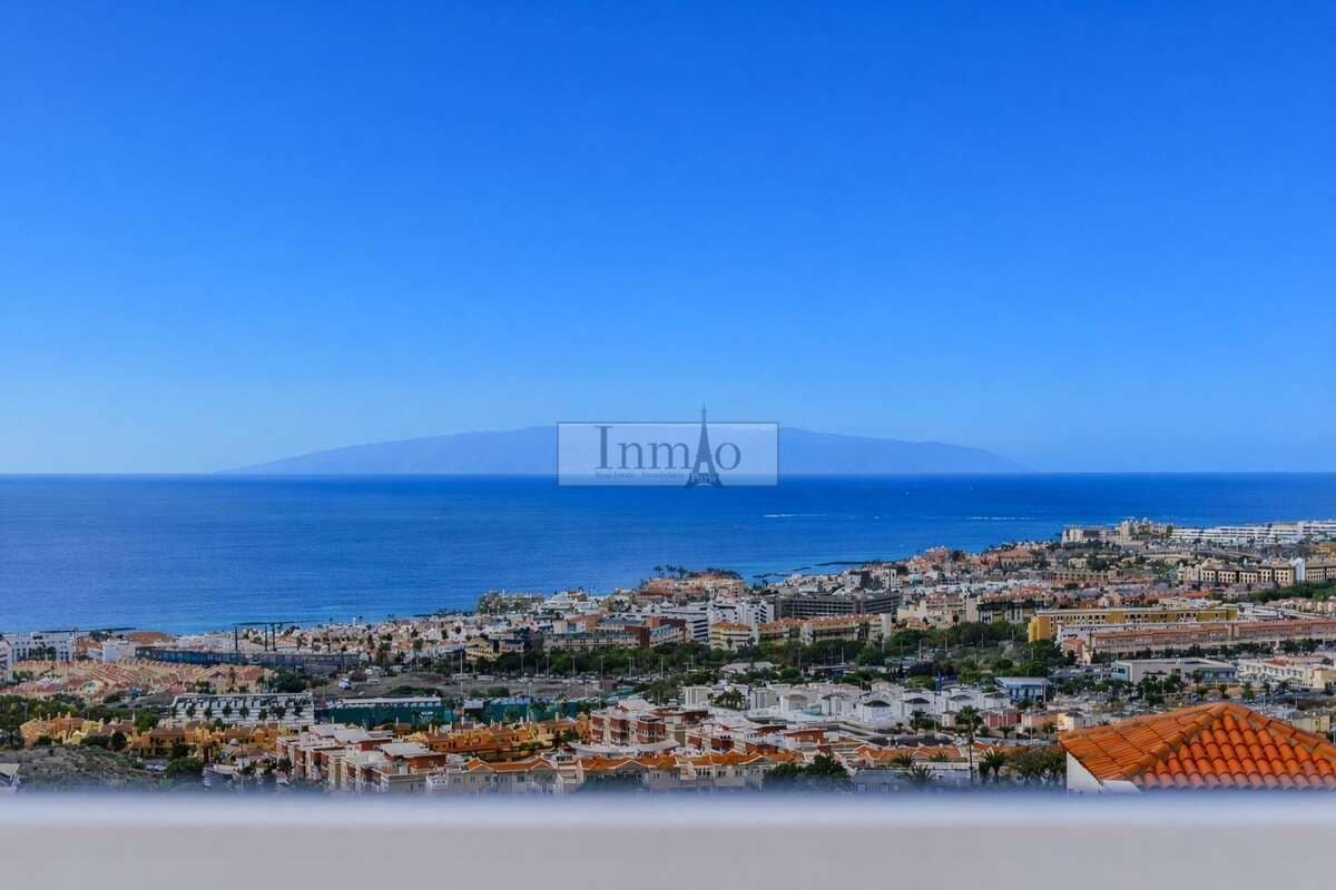 3 sypialnia Dom na sprzedaż w Torviscas z basenem garażem - 659 000 € (Ref: 9511982)