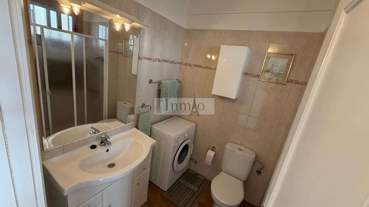 1 bedroom Apartment for sale in Los Cristianos with pool - € 315,000 (Ref: 9540579)