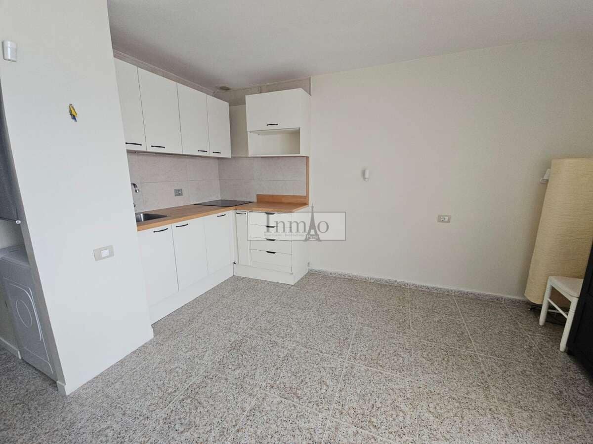 Studio te koop in Puerto Santiago met zwembad - € 165.000 (Ref: 9570391)