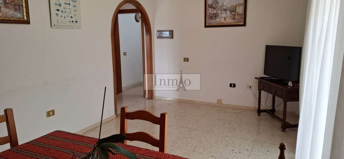 5 slaapkamer Finca/Landhuis te koop in La Camella met garage - € 699.000 (Ref: 9570392)