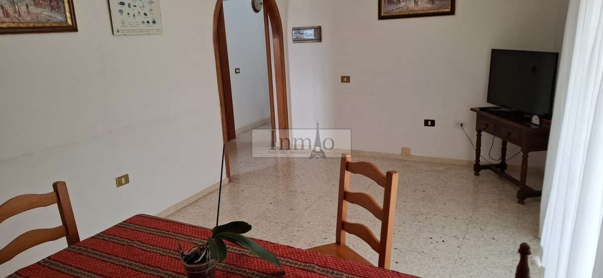 5 slaapkamer Finca/Landhuis te koop in La Camella met garage - € 699.000 (Ref: 9570392)