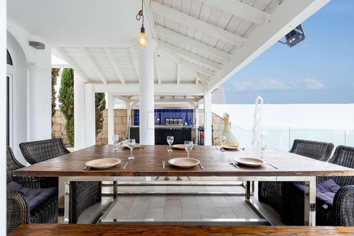 4 soveværelse Villa til salg i El Madronal med swimmingpool - € 2.130.000 (Ref: 9625144)