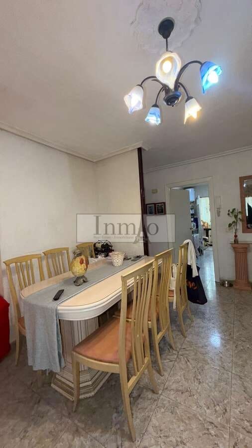 3 slaapkamer Appartement te koop in Los Cristianos met zwembad - € 365.000 (Ref: 9676649)