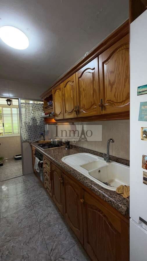3 slaapkamer Appartement te koop in Los Cristianos met zwembad - € 365.000 (Ref: 9676649)