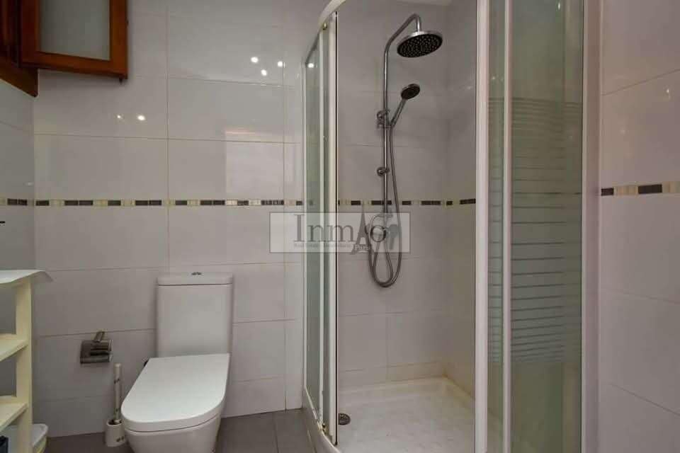 Studio til salg i Playa de las Americas med swimmingpool - € 359.500 (Ref: 9685902)