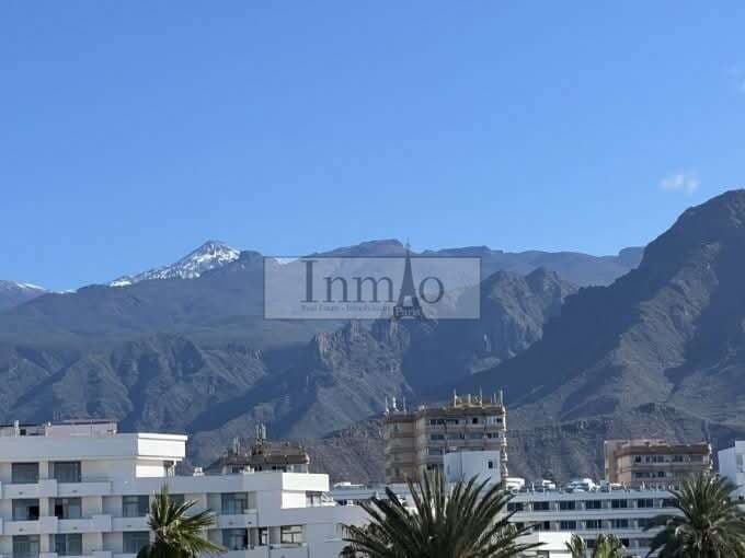 1 sypialnia Apartament na sprzedaż w Playa de las Americas z basenem - 325 000 € (Ref: 9697947)
