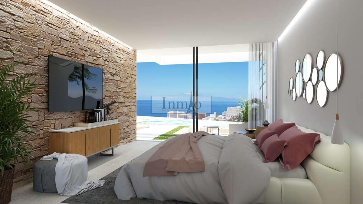 3 soverom Villa til salgs i San Eugenio med svømmebasseng garasje - € 2 300 000 (Ref: 9747508)