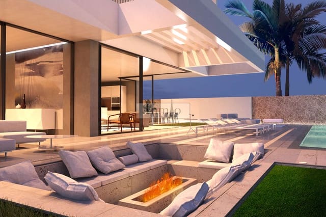 3 sovrum Villa till salu i San Eugenio, Adeje med pool garage - 2 300 000 € (Ref: 9747508)