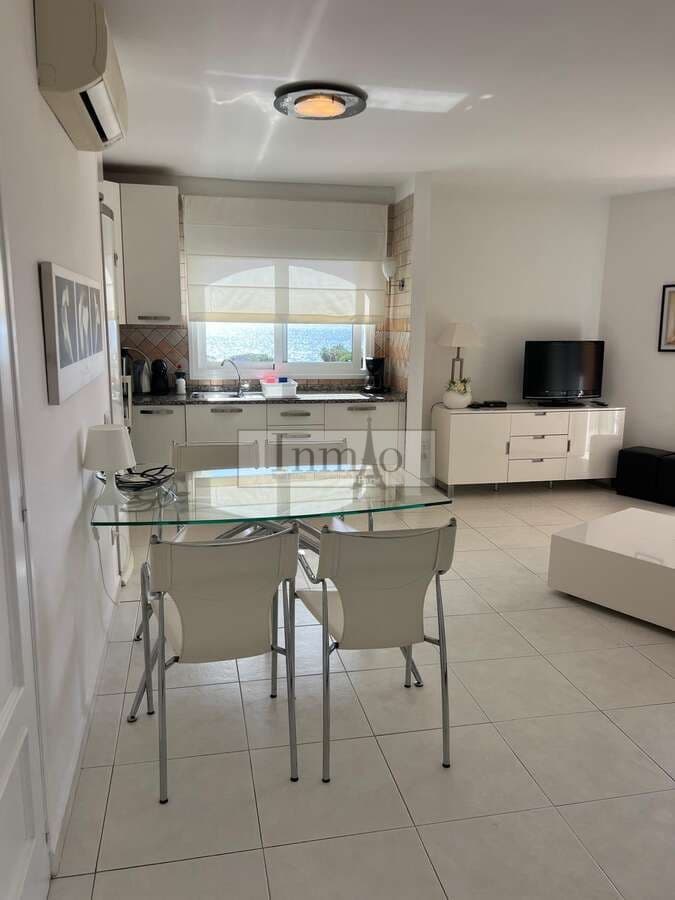 Apartamento de 1 habitación en Los Cristianos en venta con piscina - 320.000 € (Ref: 9755135)