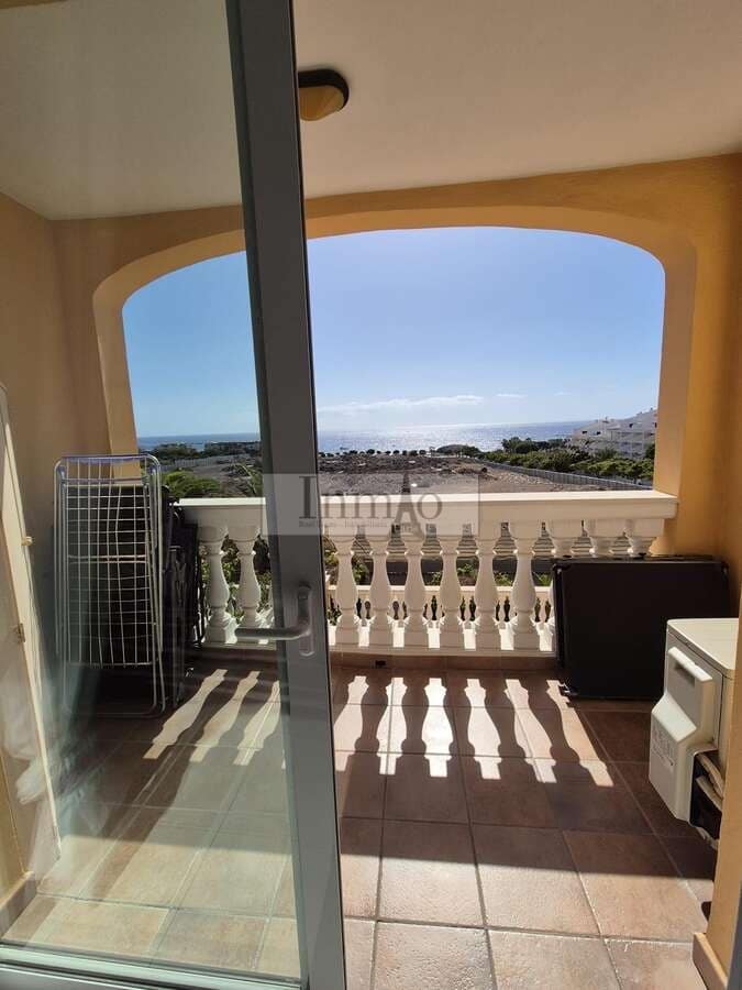Apartamento de 1 habitación en Los Cristianos en venta con piscina - 320.000 € (Ref: 9755135)