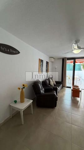 2 soveværelse Semi-Rækkehus til leje i Playa de las Americas, Arona med swimmingpool - € 1.800 (Ref: 9770194)