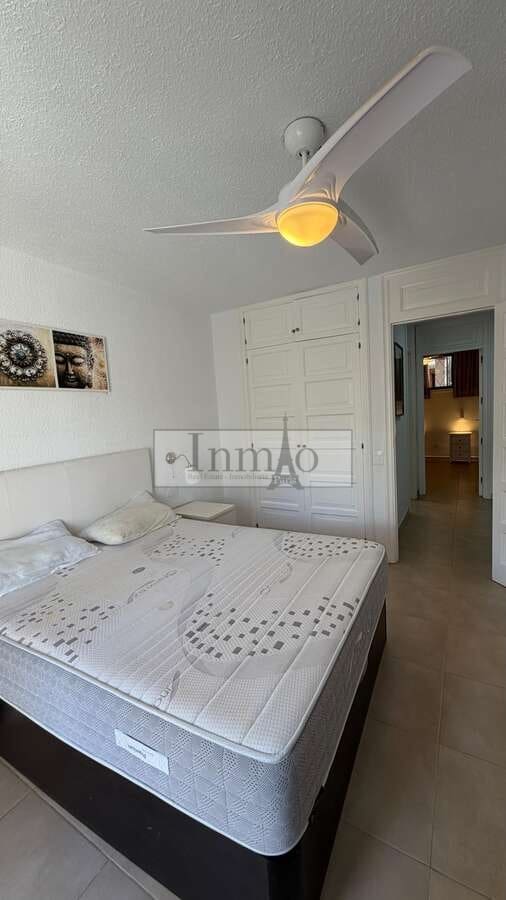 2 bedroom Semi-detached Villa for rent in Playa de las Americas with pool - € 1,600 (Ref: 9770194)