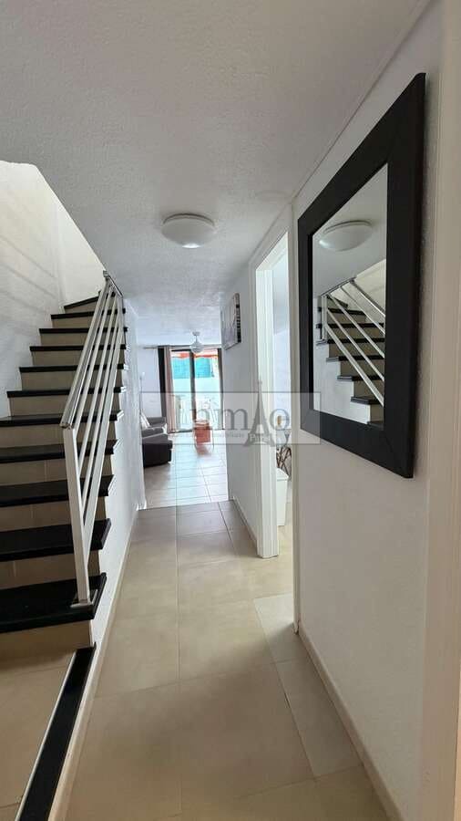 2 bedroom Semi-detached Villa for rent in Playa de las Americas with pool - € 1,600 (Ref: 9770194)