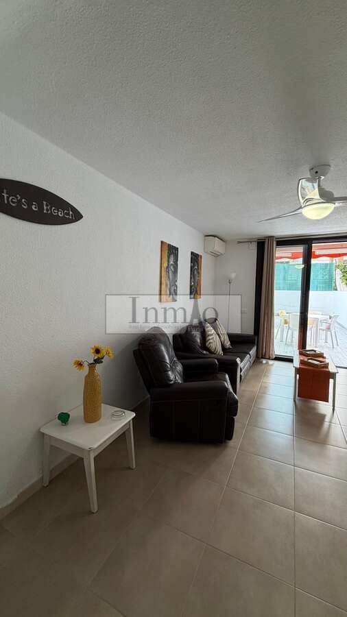 2 bedroom Semi-detached Villa for rent in Playa de las Americas with pool - € 1,600 (Ref: 9770194)