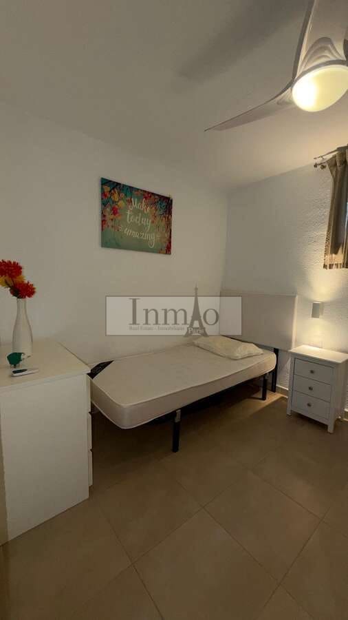 2 bedroom Semi-detached Villa for rent in Playa de las Americas with pool - € 1,600 (Ref: 9770194)