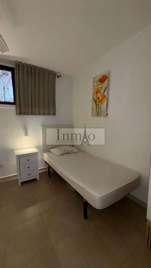 2 bedroom Semi-detached Villa for rent in Playa de las Americas with pool - € 1,600 (Ref: 9770194)