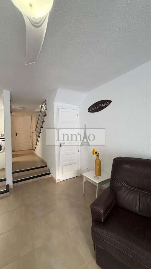 2 bedroom Semi-detached Villa for rent in Playa de las Americas with pool - € 1,600 (Ref: 9770194)