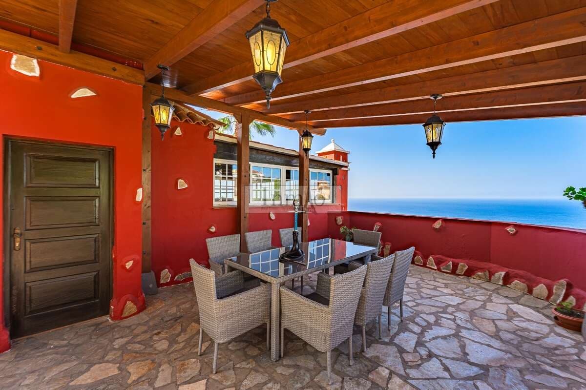 4 sypialnia Willa na sprzedaż w El Sauzal - 900 000 € (Ref: 9807632)