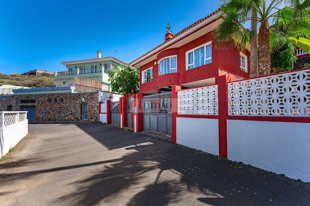 4 sypialnia Willa na sprzedaż w El Sauzal - 900 000 € (Ref: 9807632)