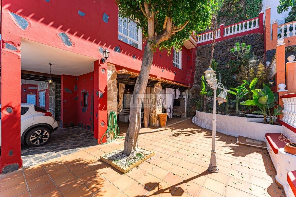 4 sypialnia Willa na sprzedaż w El Sauzal - 900 000 € (Ref: 9807632)