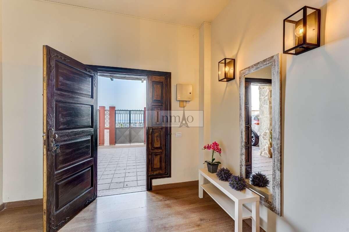 4 sypialnia Willa na sprzedaż w El Sauzal - 900 000 € (Ref: 9807632)