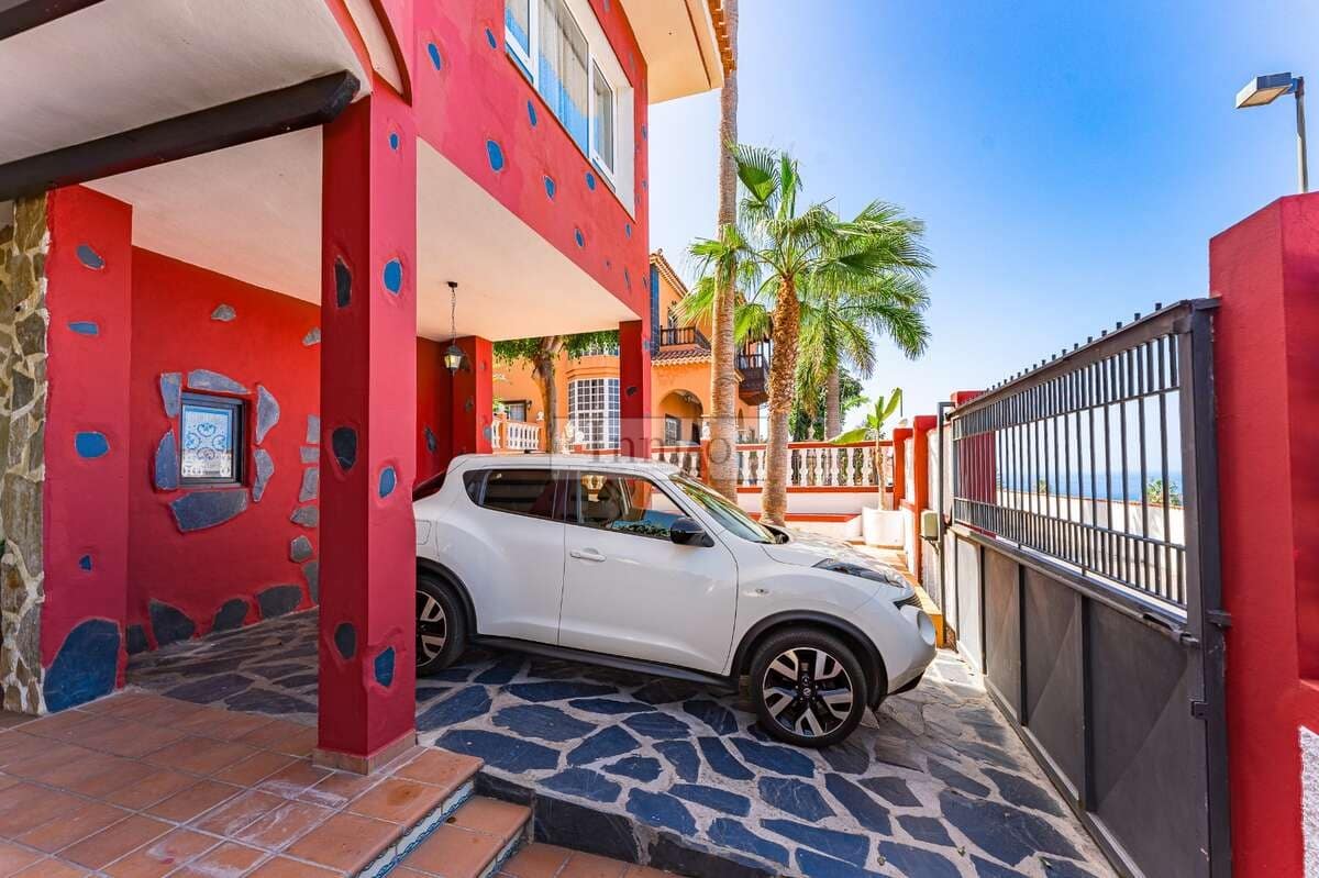 4 sypialnia Willa na sprzedaż w El Sauzal - 900 000 € (Ref: 9807632)