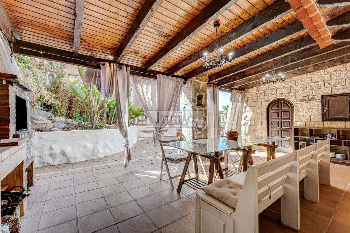 4 sypialnia Willa na sprzedaż w El Sauzal - 900 000 € (Ref: 9807632)