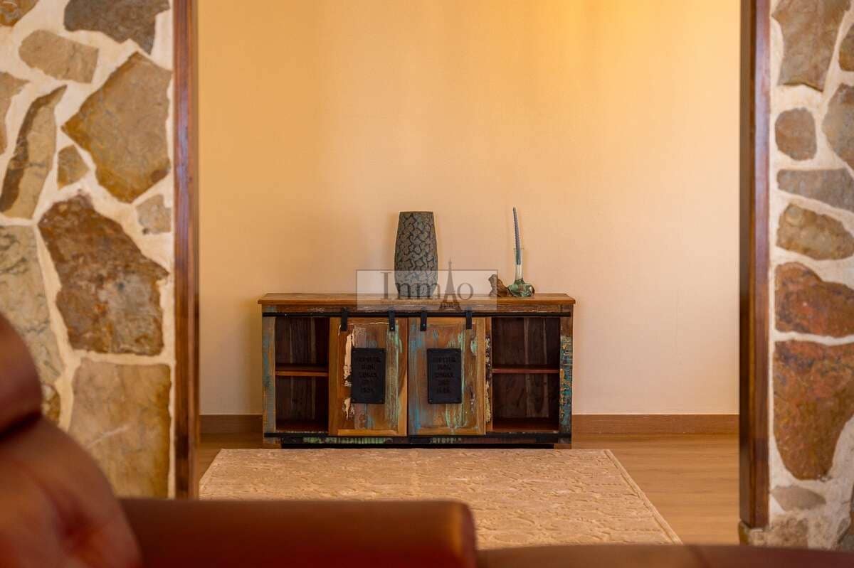 4 bedroom Villa for sale in El Sauzal - € 900,000 (Ref: 9807632)