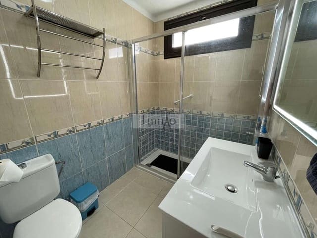 Apartamento de 2 habitaciones en Playa de las Americas, Arona en venta - 730.000 € (Ref: 9807633)