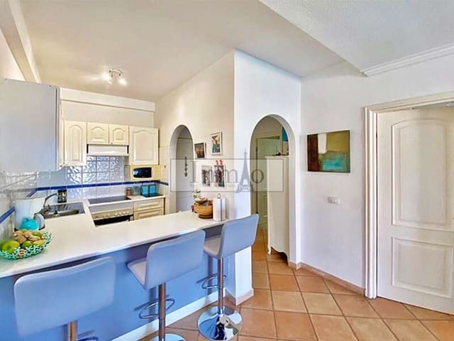 1 slaapkamer Appartement te koop in Torviscas, Adeje met zwembad garage - € 370.000 (Ref: 9807634)