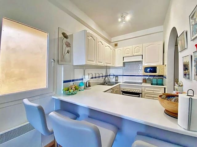 1 slaapkamer Appartement te koop in Torviscas, Adeje met zwembad garage - € 370.000 (Ref: 9807634)