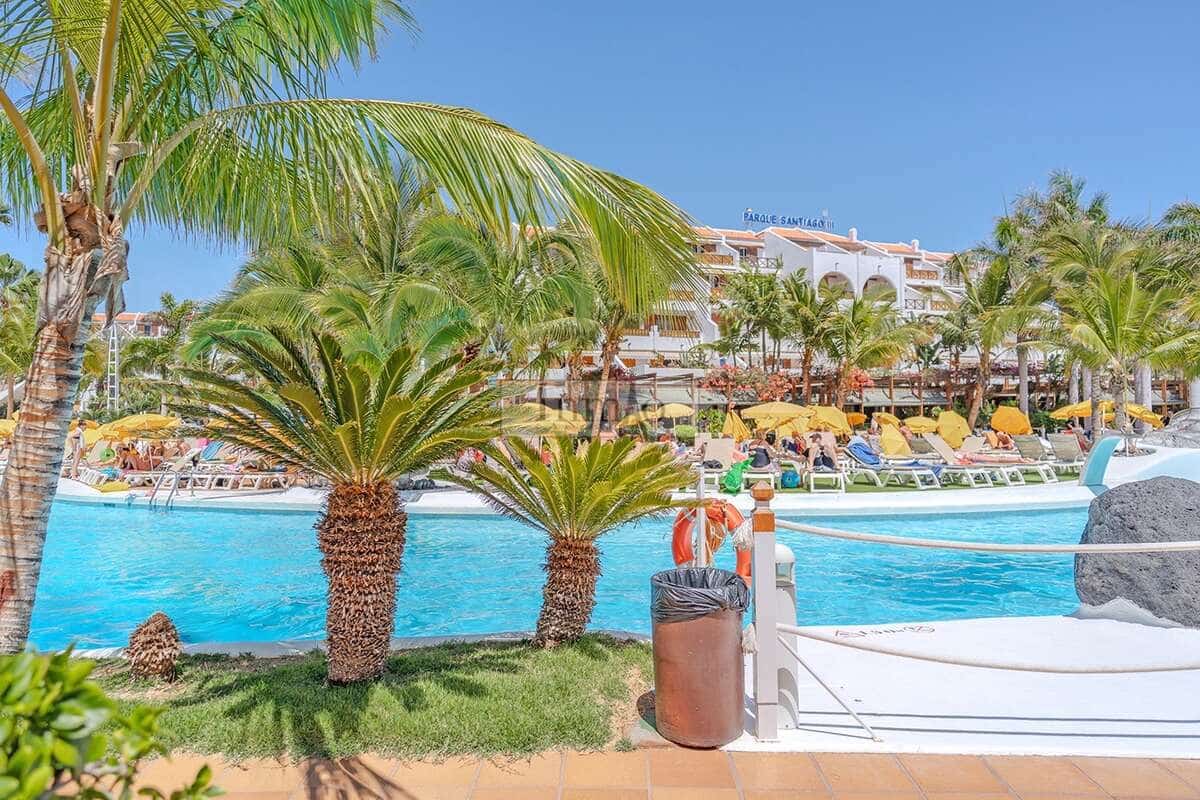 3 sypialnia Finka/Dom wiejski na sprzedaż w Playa de las Americas z basenem - 1 590 000 € (Ref: 9807635)