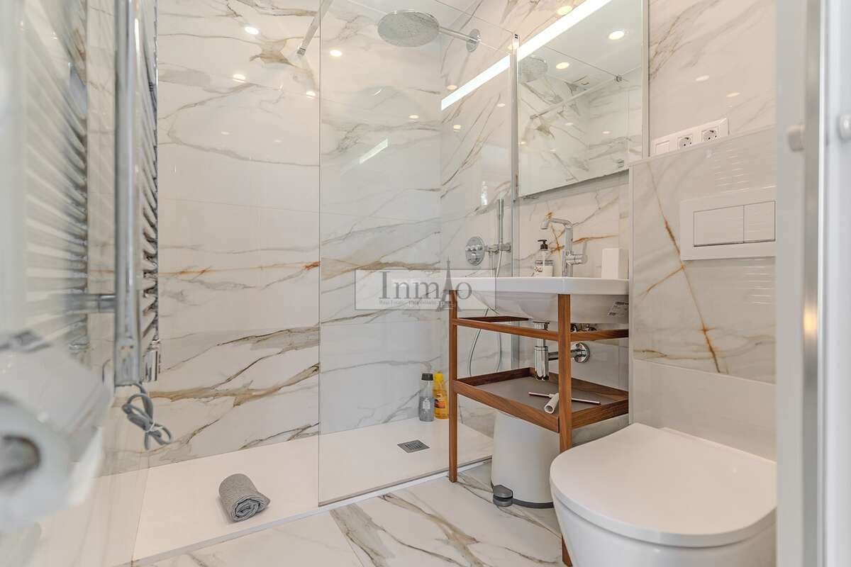 3 sypialnia Finka/Dom wiejski na sprzedaż w Playa de las Americas z basenem - 1 590 000 € (Ref: 9807635)