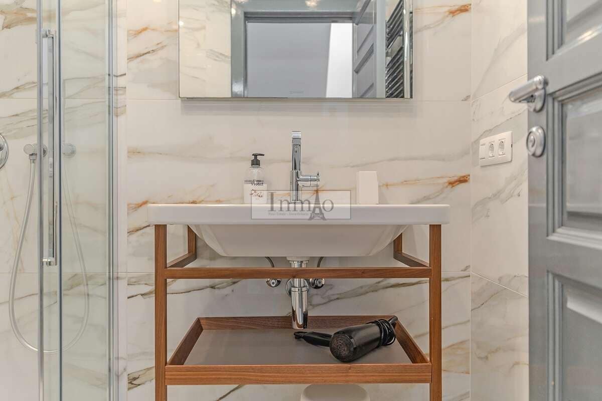 3 sypialnia Finka/Dom wiejski na sprzedaż w Playa de las Americas z basenem - 1 590 000 € (Ref: 9807635)