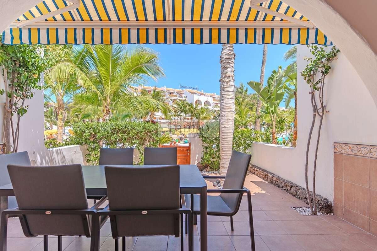 3 sypialnia Finka/Dom wiejski na sprzedaż w Playa de las Americas z basenem - 1 590 000 € (Ref: 9807635)