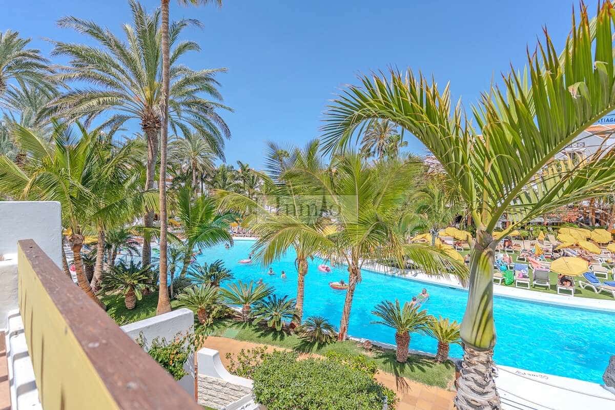 3 sypialnia Finka/Dom wiejski na sprzedaż w Playa de las Americas z basenem - 1 590 000 € (Ref: 9807635)