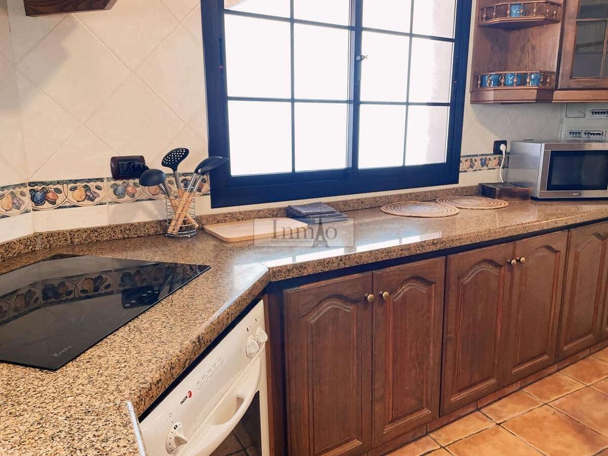 3 soveværelse Semi-Rækkehus til salg i El Sauzal med garage - € 590.000 (Ref: 9811016)