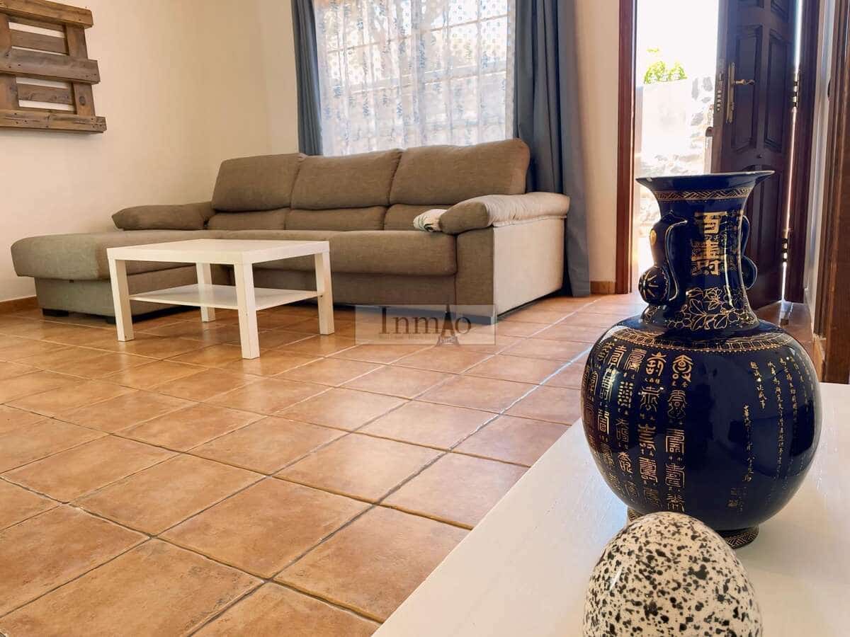 3 bedroom Semi-detached Villa for sale in El Sauzal with garage - € 590,000 (Ref: 9811016)
