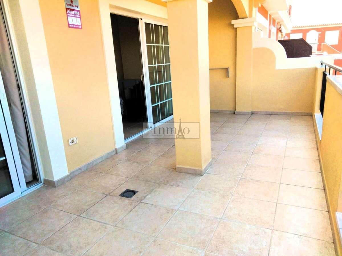 1 bedroom Apartment for sale in Playa de las Americas with pool - € 299,000 (Ref: 9844716)