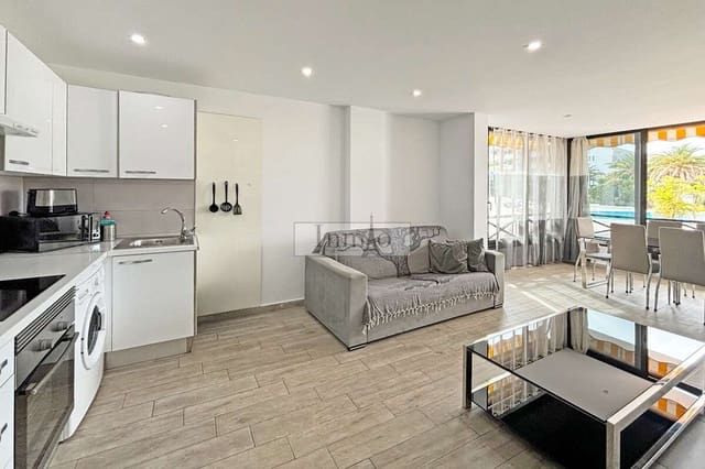 2 soverom Leilighet til salgs i Los Cristianos, Arona med svømmebasseng - € 385 000 (Ref: 9880479)