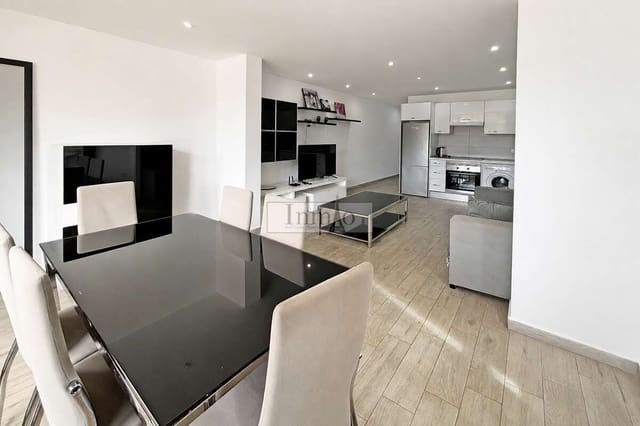 2 soverom Leilighet til salgs i Los Cristianos, Arona med svømmebasseng - € 385 000 (Ref: 9880479)
