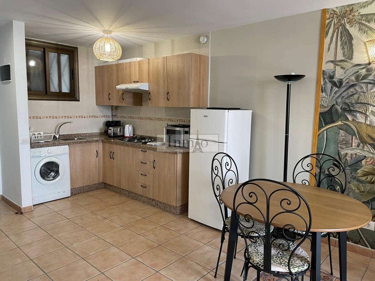 2 chambre Appartement à vendre à Playa de las Americas avec piscine - 579 000 € (Ref: 9978094)