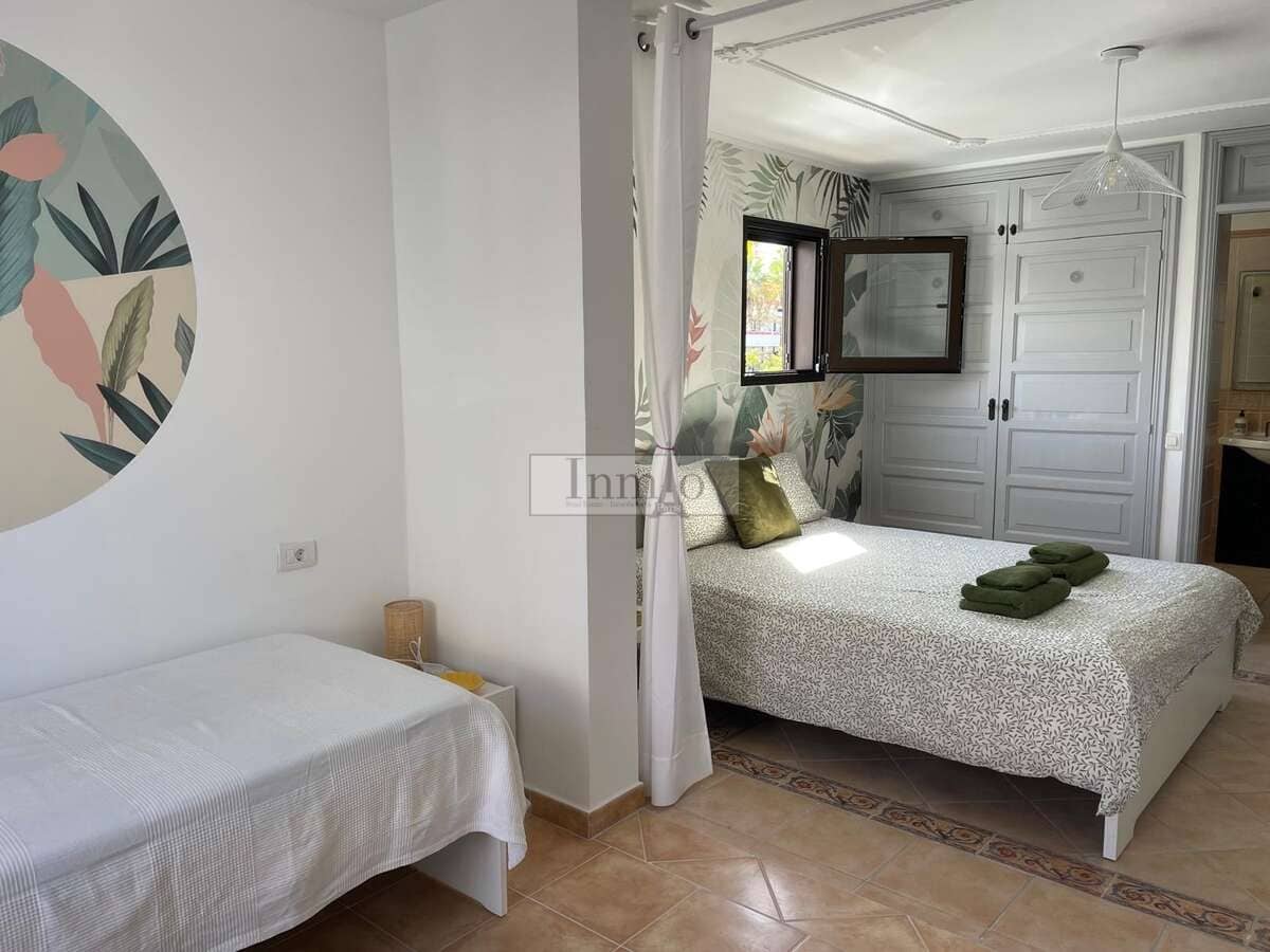 2 chambre Appartement à vendre à Playa de las Americas avec piscine - 579 000 € (Ref: 9978094)