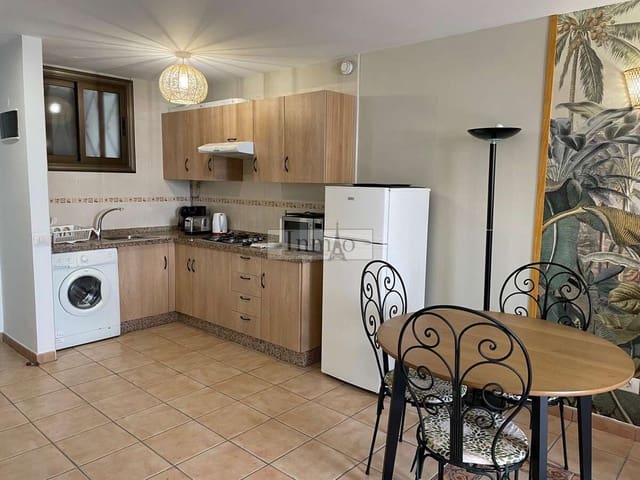 2 soverom Leilighet til salgs i Playa de las Americas, Arona med svømmebasseng - € 579 000 (Ref: 9978094)