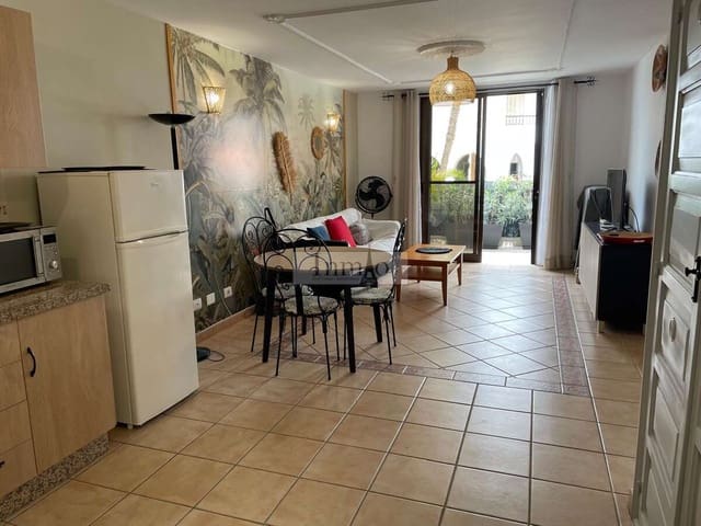 2 soverom Leilighet til salgs i Playa de las Americas, Arona med svømmebasseng - € 579 000 (Ref: 9978094)