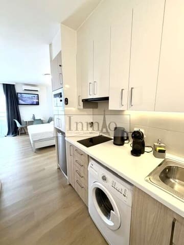 Studio til salgs i Playa Paraiso, Adeje med svømmebasseng - € 210 000 (Ref: 9986234)