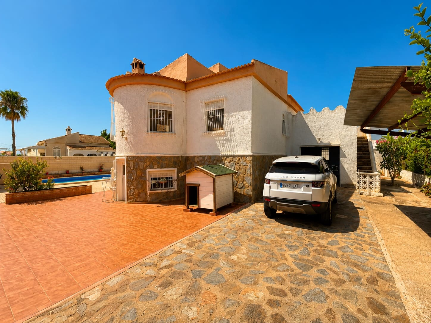 5 quarto Moradia para venda em Torrevieja com piscina garagem - 399 000 € (Ref: 10004645)