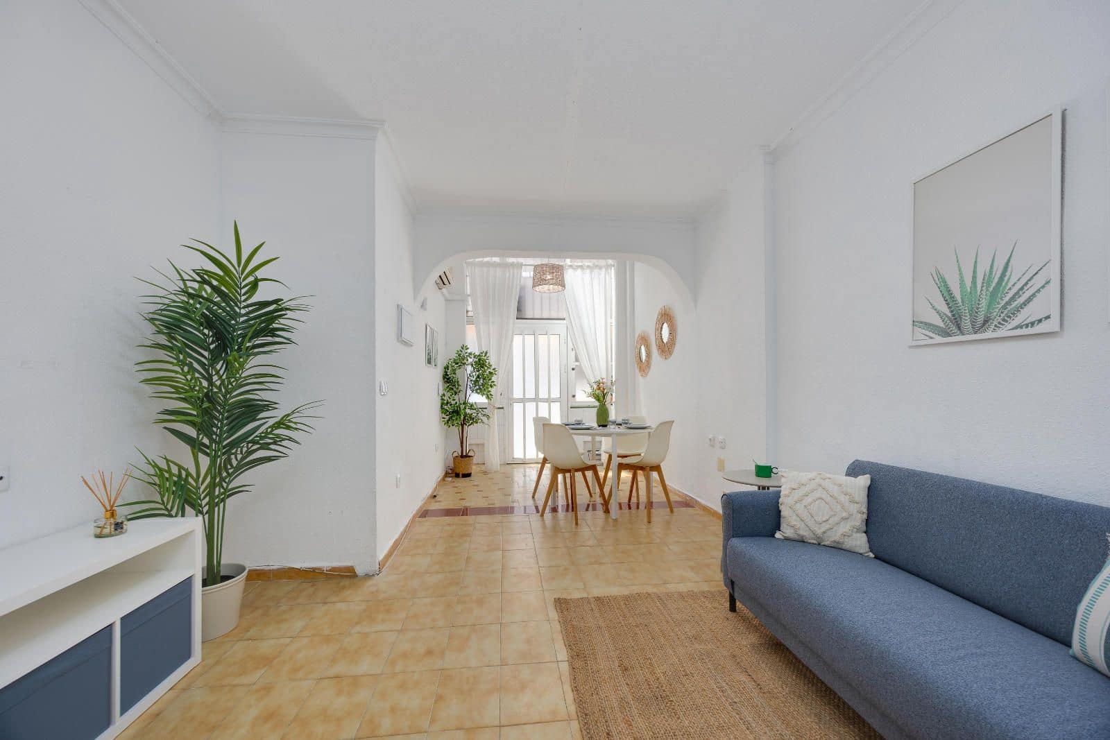 1 chambre Appartement à vendre à Torrevieja avec piscine - 132 969 € (Ref: 10004647)