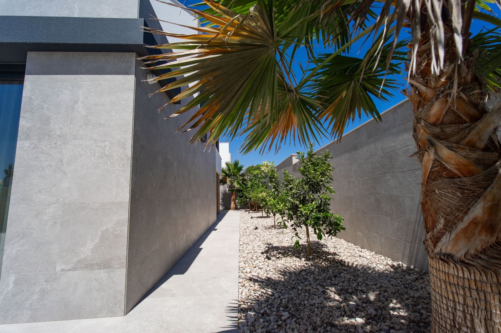 5 bedroom Villa for sale in Ciudad Quesada with pool garage - € 2,650,000 (Ref: 10014122)
