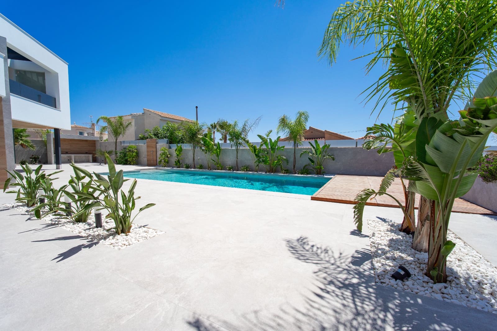 5 bedroom Villa for sale in Ciudad Quesada with pool garage - € 2,650,000 (Ref: 10014122)